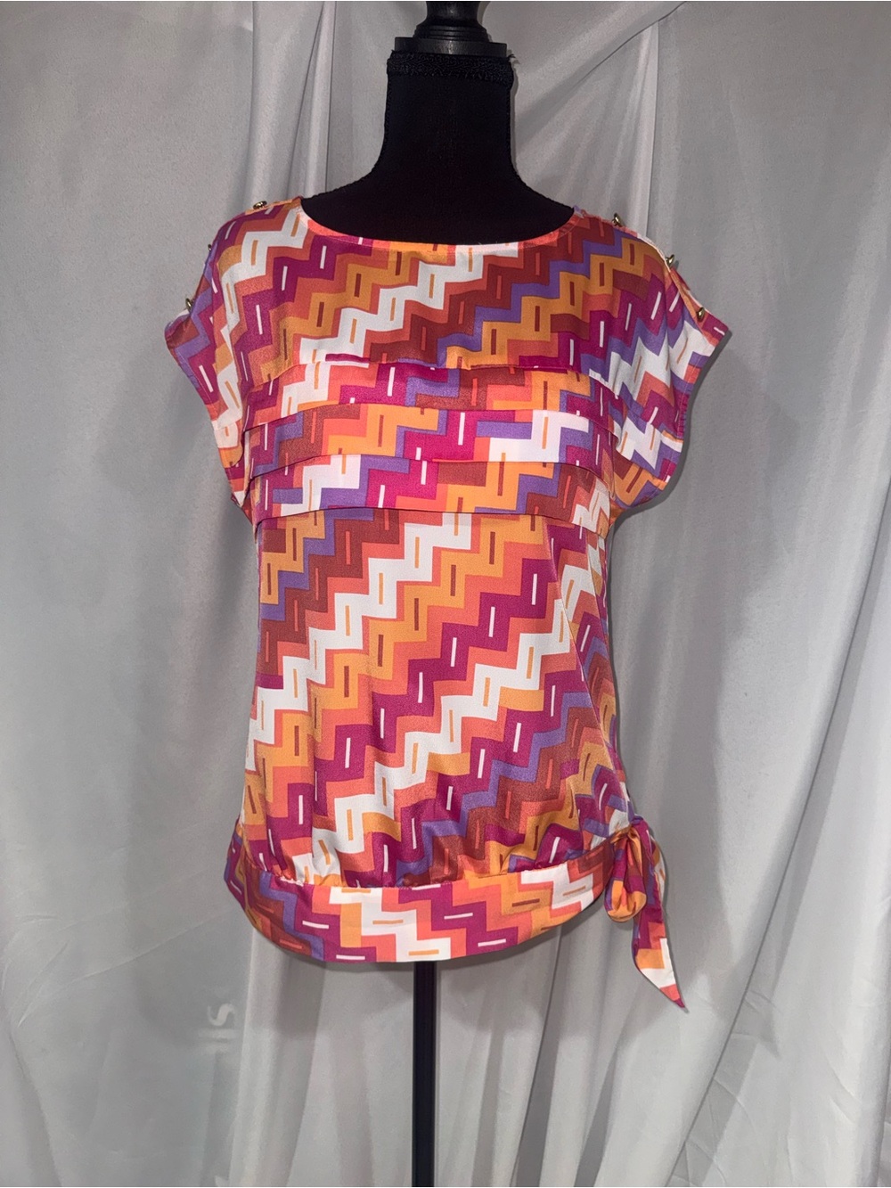 Nue Options Zigzag Tie-Hem Blouse in Pink, Orange and White